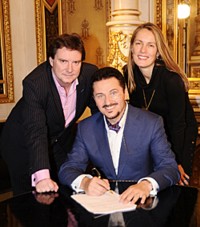 Mark Wilkinson (President of Deutsche Grammophon), Piotr Beczala, Ute Fesquet (Vice President, A & R), Photo: © Stefanie Starz