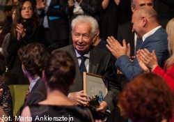 prof. Mieczysław Tomaszewski - laureat Nagrody Honorowej
